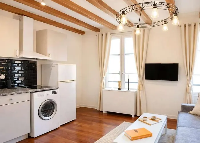 Elegant - Eiffel Tower & Invalides Appartement
